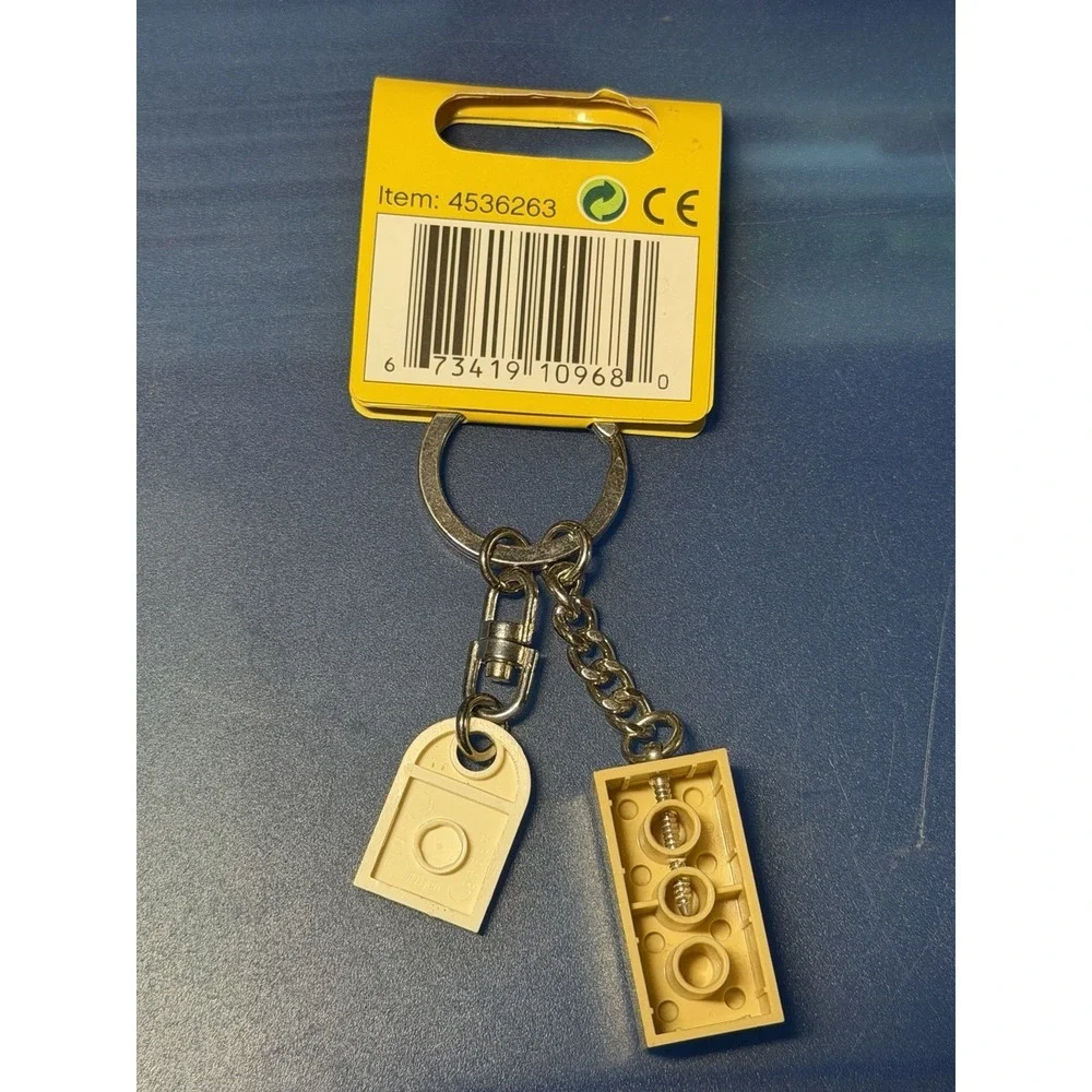 NEW Lego 50 years Anniversary Gold Brick Keychain - ‎ 2008 (852445)